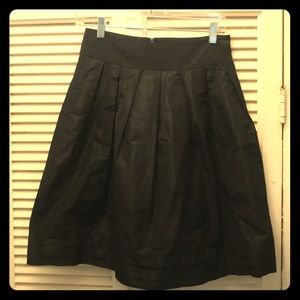 Banana Republic Black taffeta skirt